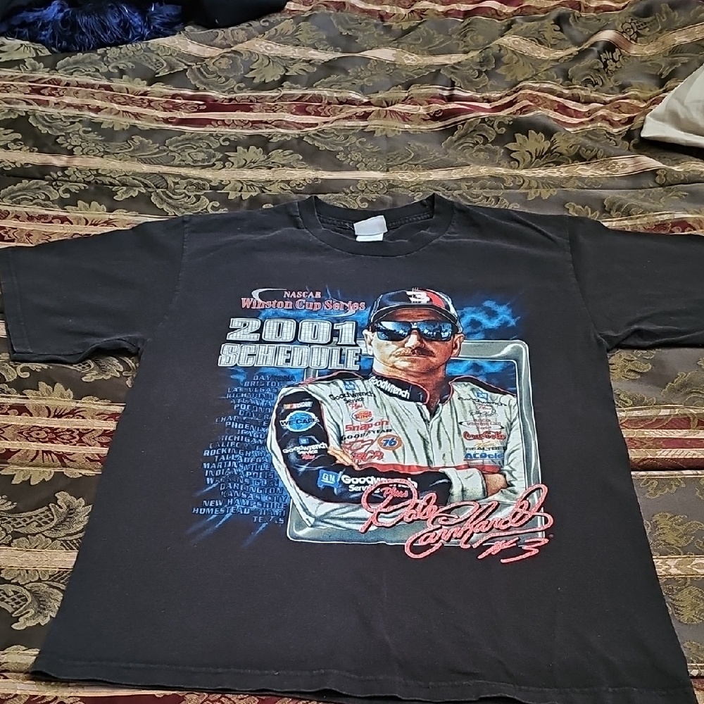 Dqle Earnhardt Chase Authentics Black NASCAR Graphic Tee 2001 Schedule